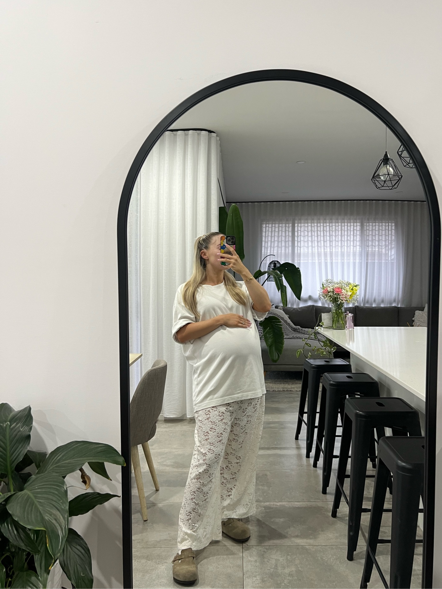 Tried the oversized shirt and lace pants combo 
I wear a size men’s XL in the shirt and a size 8 in the pants 

#LTKaustralia #LTKspring #LTKmaternity