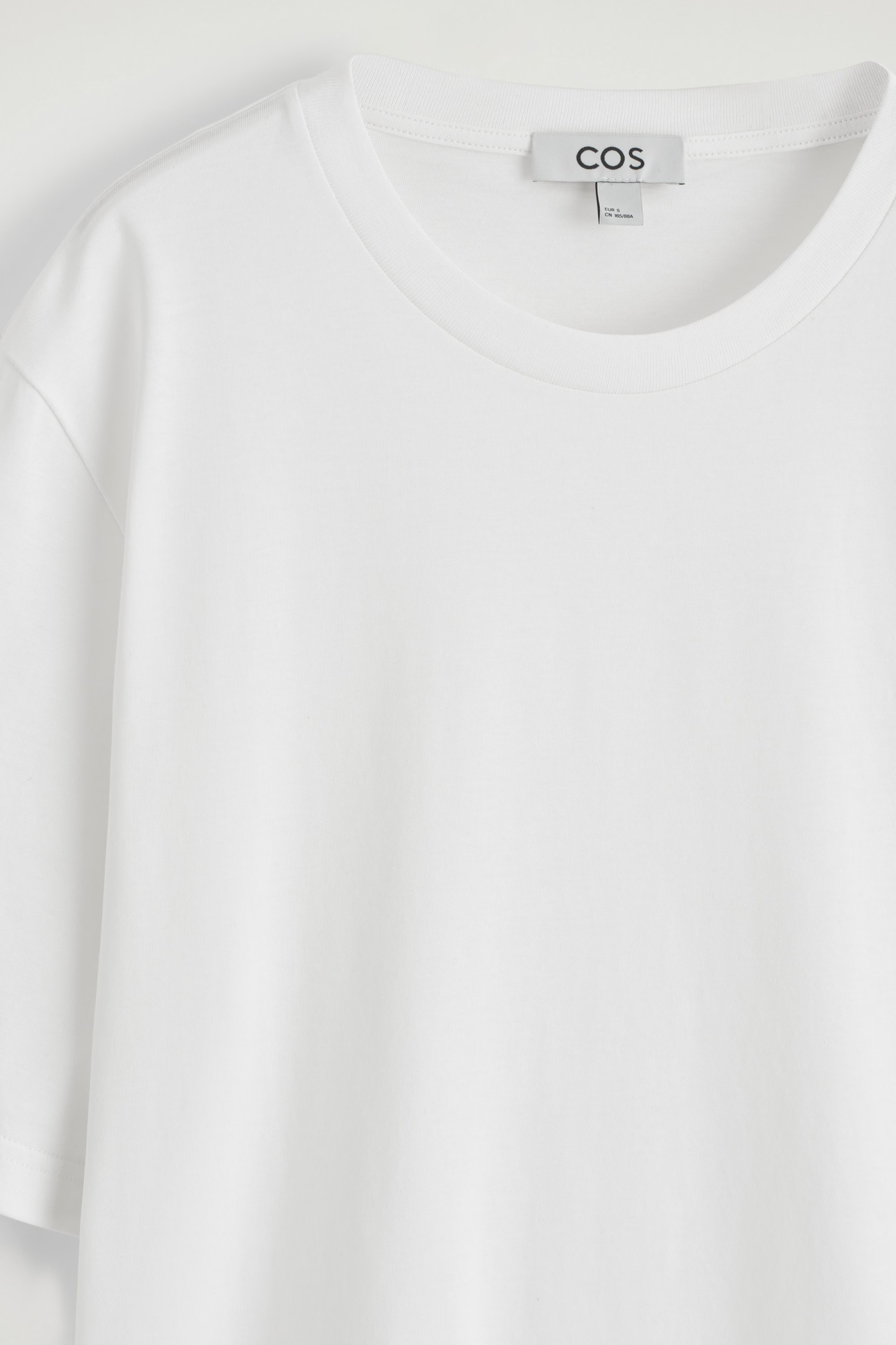 LOCKERES T-SHIRT AUS BAUMWOLLE - WEISS | COS AT | COS (EU)