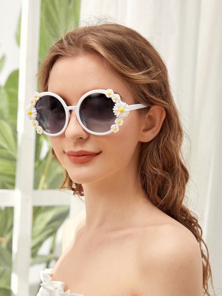 Daisy Decor Round Frame Sunglasses | SHEIN