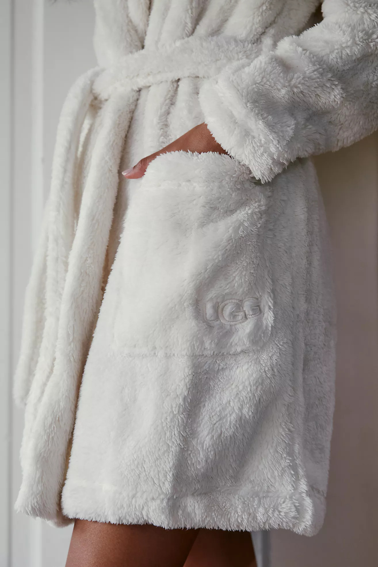 UGG Aarti Plush Hooded Robe | Anthropologie (US)