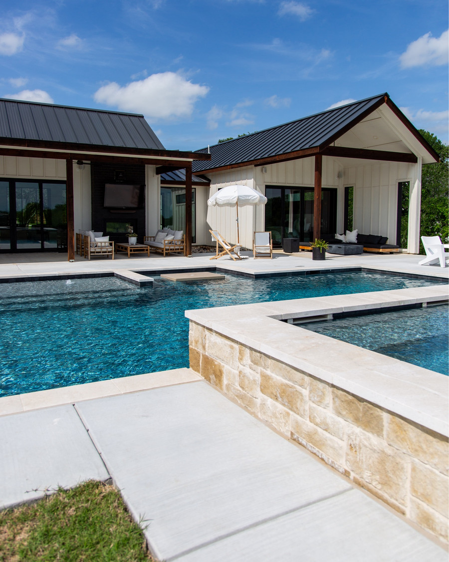 Funday Friday featuring our recently completed backyard experience…