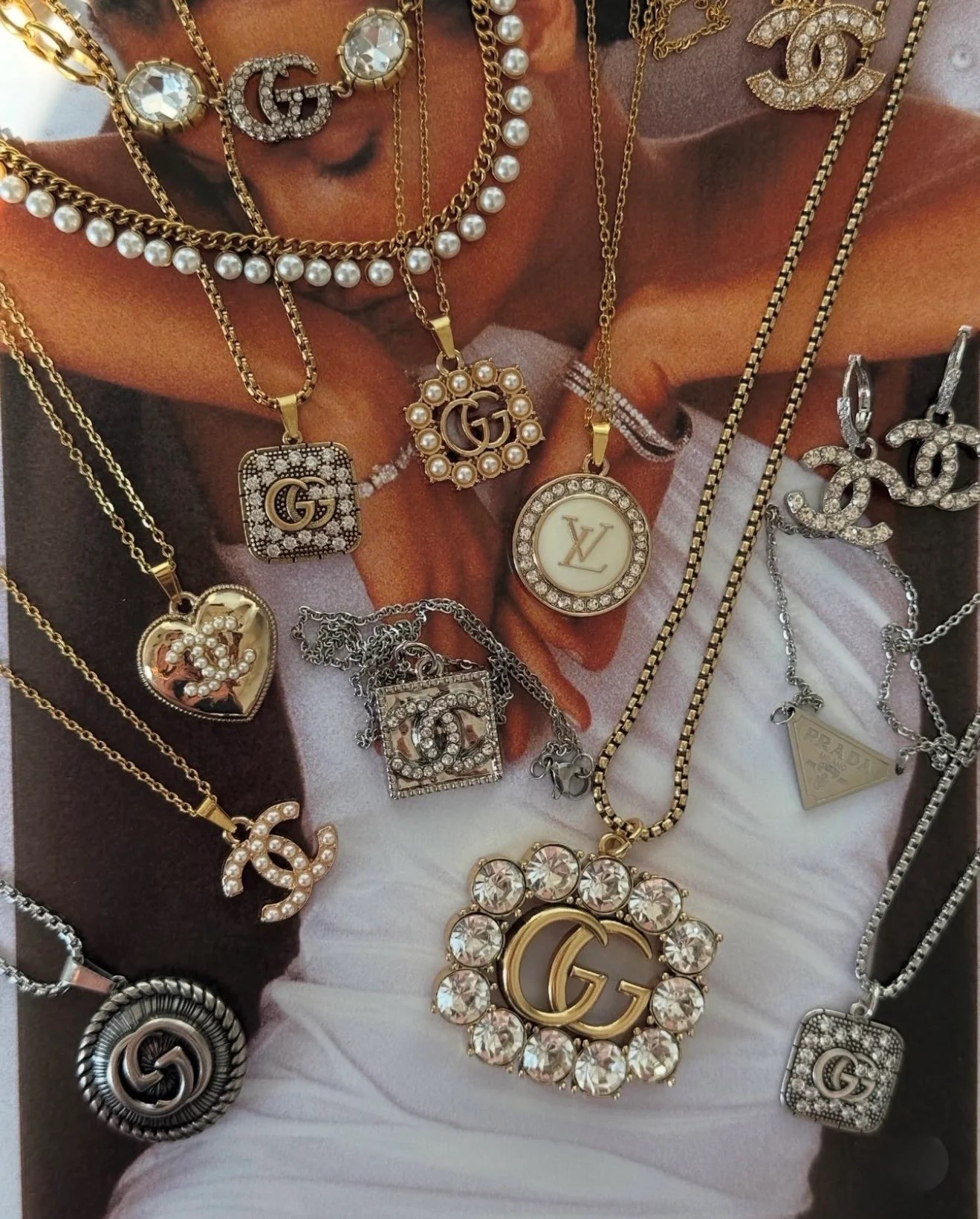 Use my code WHITNEY20 for 20% off designer inspired vintage jewelry 

#LTKStyleTip