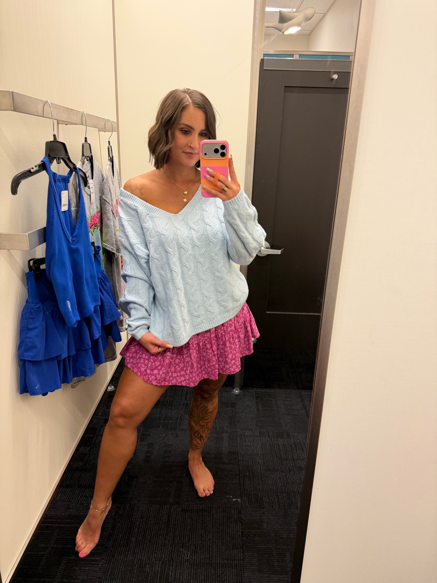 Such a soft sweater and comes in several colors. I’m wearing a small so definitely oversized.

#LTKSaleAlert #LTKSeasonal