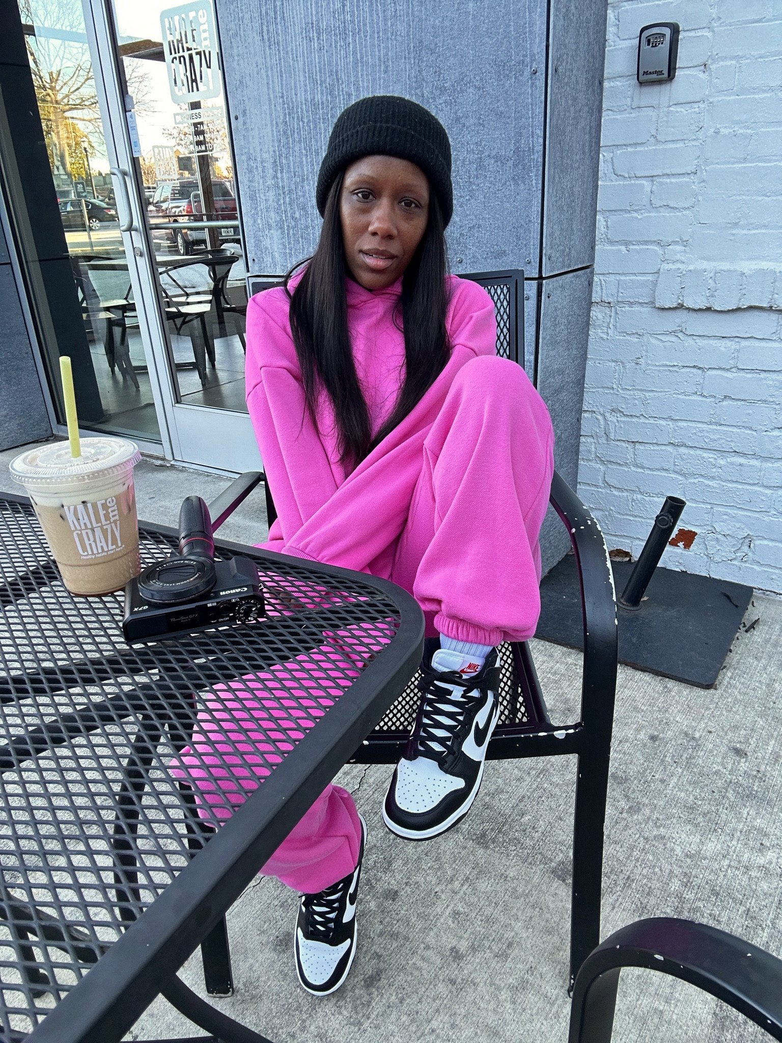 Pink hoodie and matching pink sweatpants 

#LTKSeasonal #LTKStyleTip #LTKFindsUnder50