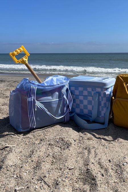 beach essentials

#LTKSeasonal