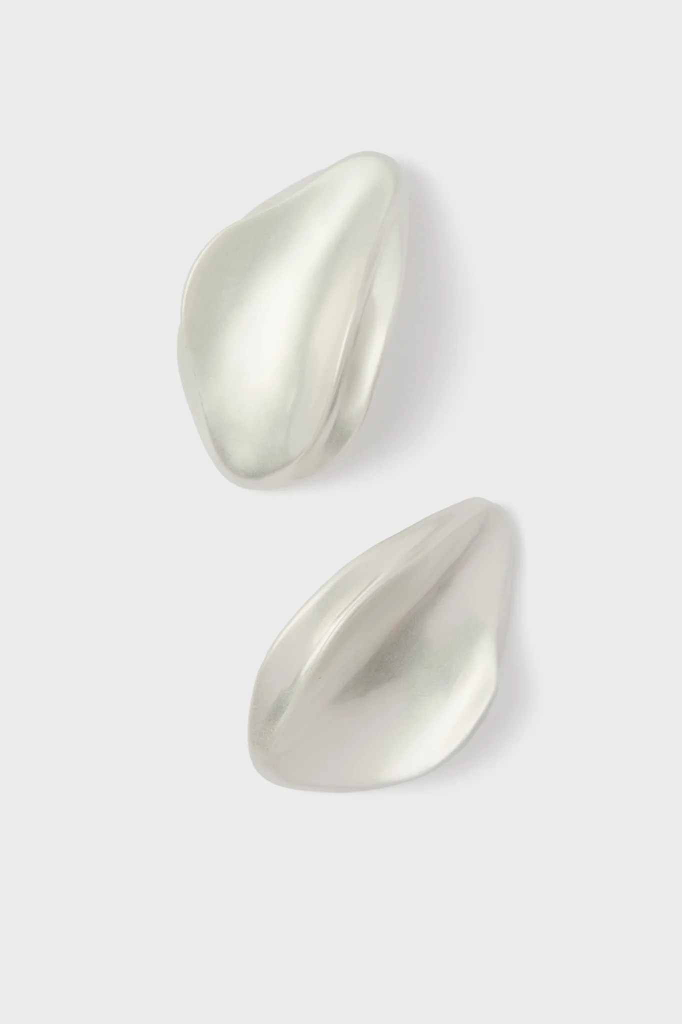 Antique Silver Erin Earrings | Tuckernuck (US)