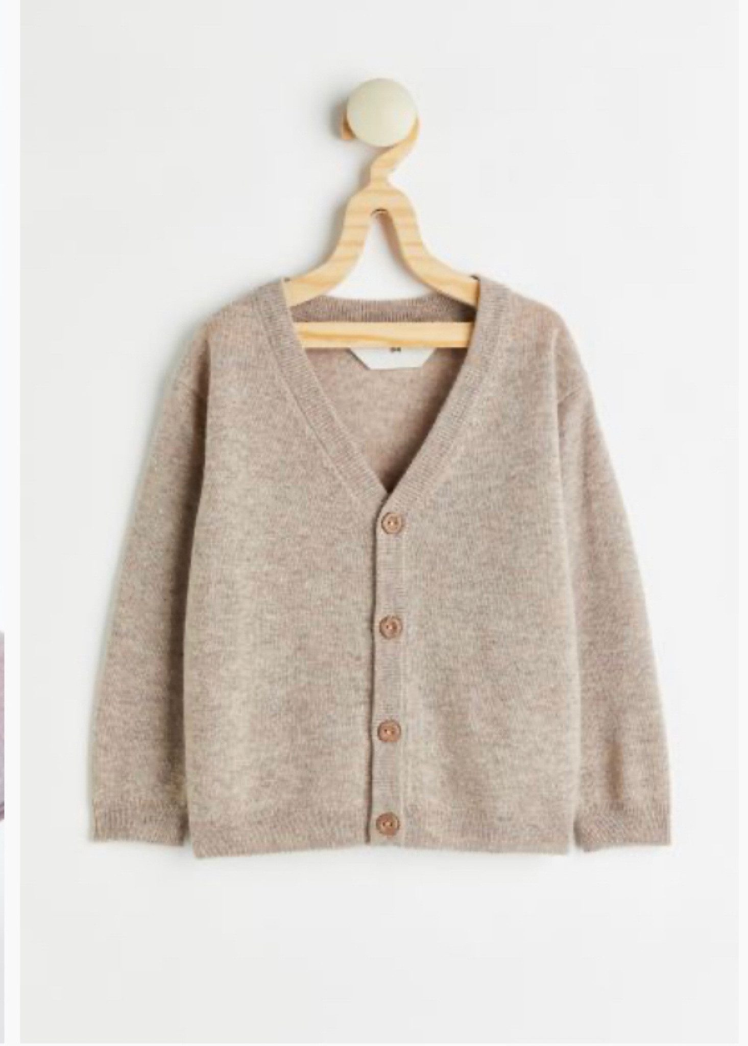H&M winter sale up to 50%! Additional 20% off $60+ and free shipping ends today. Cashmere kids cardigan, many sizes available, just $52 in cart. That’s almost 50% off as the original price is $99!



#LTKbaby #LTKkids #LTKsalealert