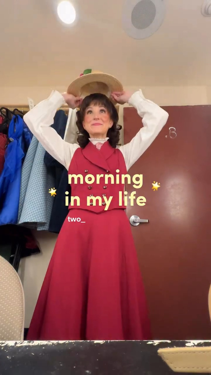 a lil two show day morning vlog !! cannot BELIEVE were heading into week four of this run already🥹💖🗽🌟📸