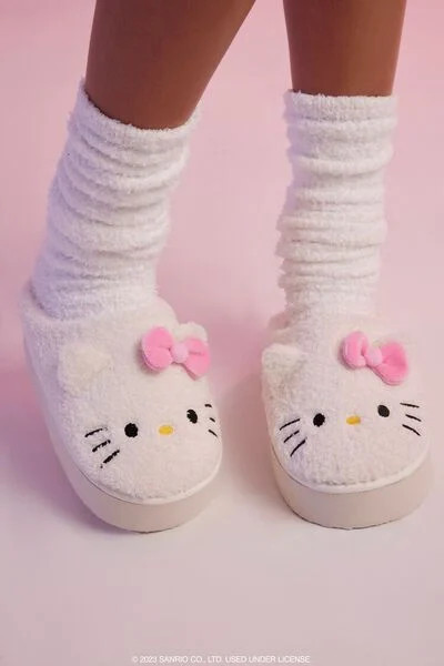 Hello Kitty Plush House Slippers | Forever 21