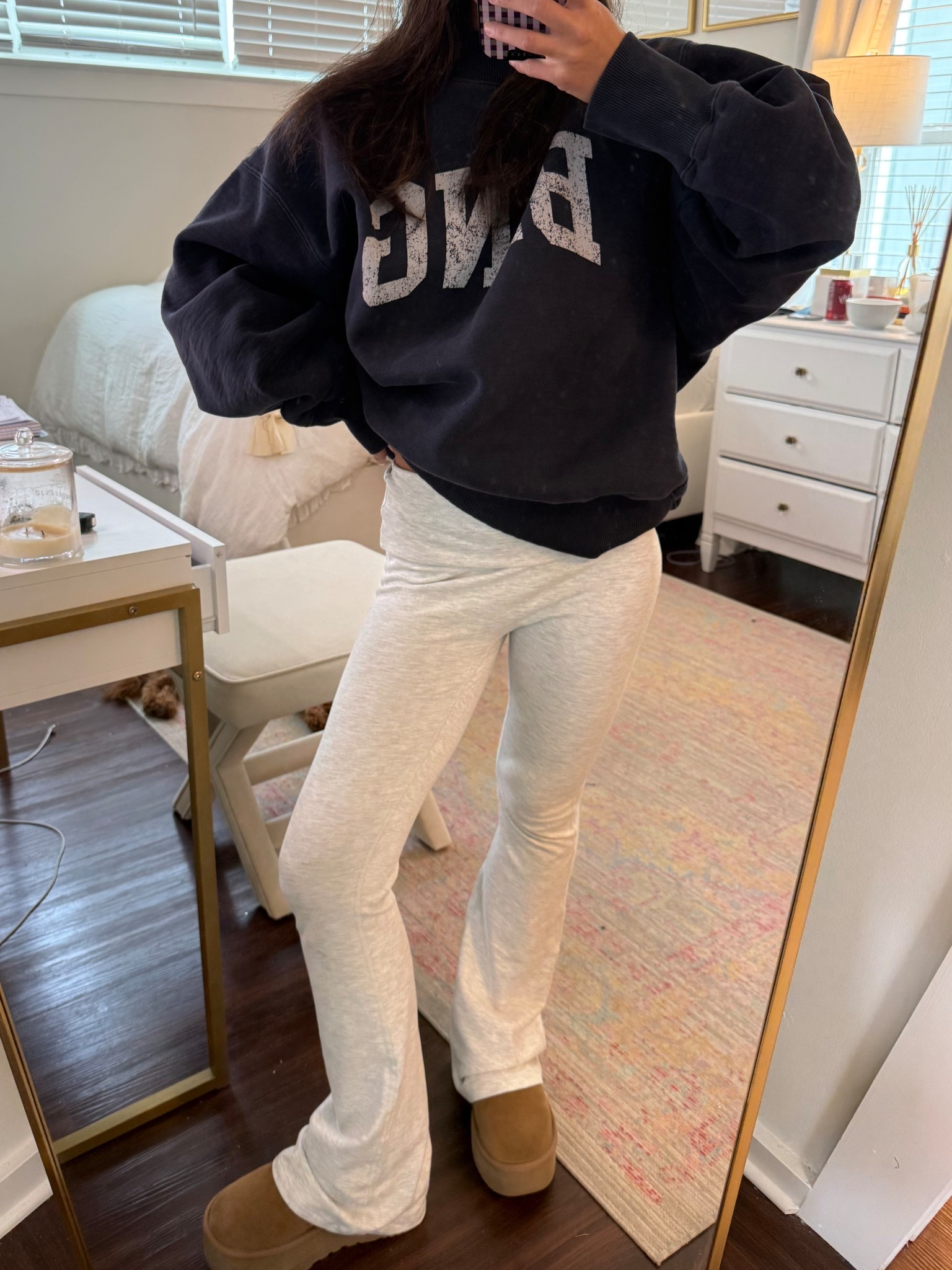 Been living in these pants recently. Pretty little thing fold over yoga pants and soooo soft!! So surprised by the quality of these and relatively priced🤍

#LTKootd #LTKU #LTKSaleAlert