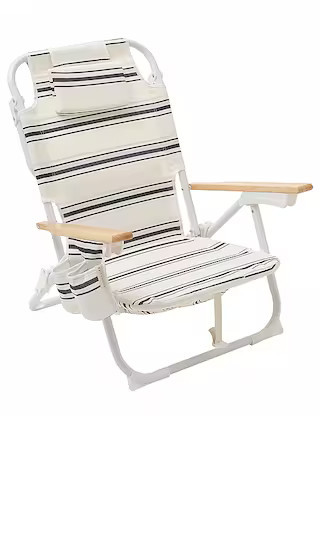 Sunnylife Deluxe Beach Chair in White. | Revolve Clothing (Global)