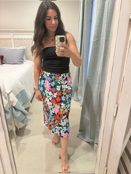 Date night outfit! Old navy skirt (s) Amazon tube top (s) target shoes. 

#LTKStyleTip #LTKFindsUnder50