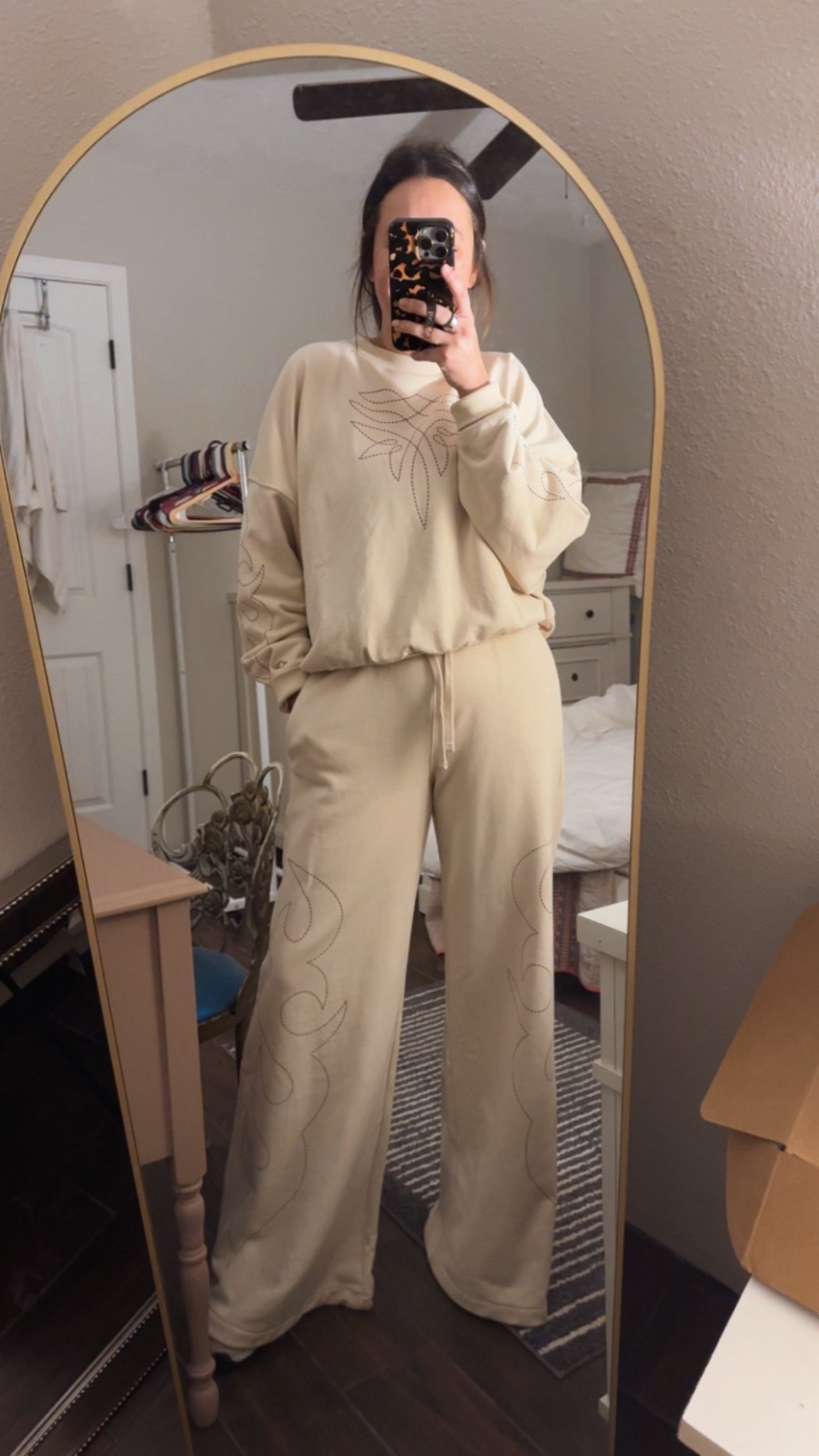 Wearing a medium in both 

#LTKootd #LTKdayinmylife #LTKgrwm