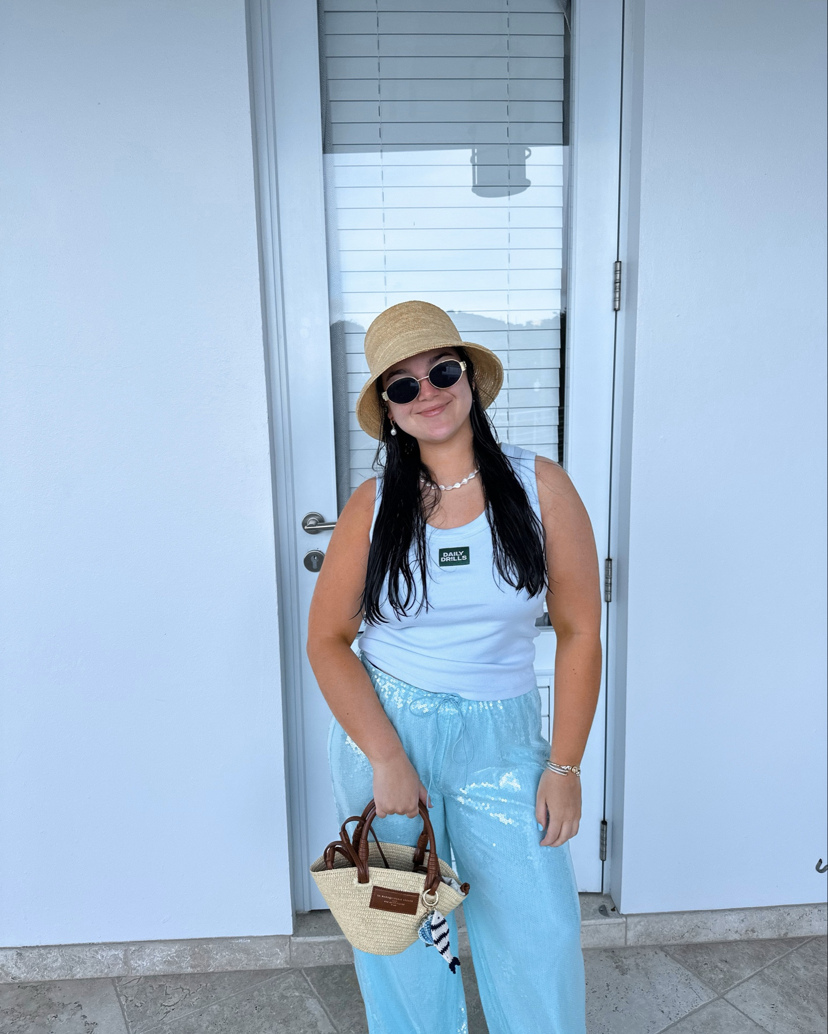 island OOTD! ✨🌴🐠🩵
#sequin #sequinpants #dailydrills #summer #OOTD #summertops #summeroutfits 