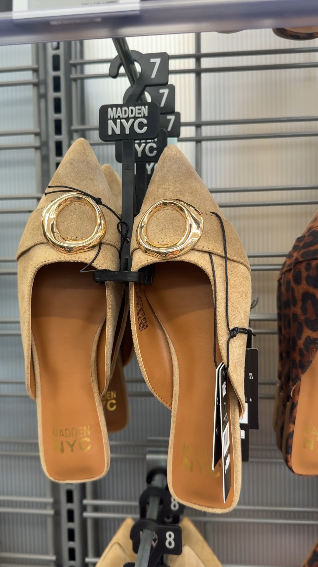 Walmart under $30 flats for work or outfits! 

Walmart finds
Spring shoes 


#LTKWorkwear #LTKootd #LTKgrwm