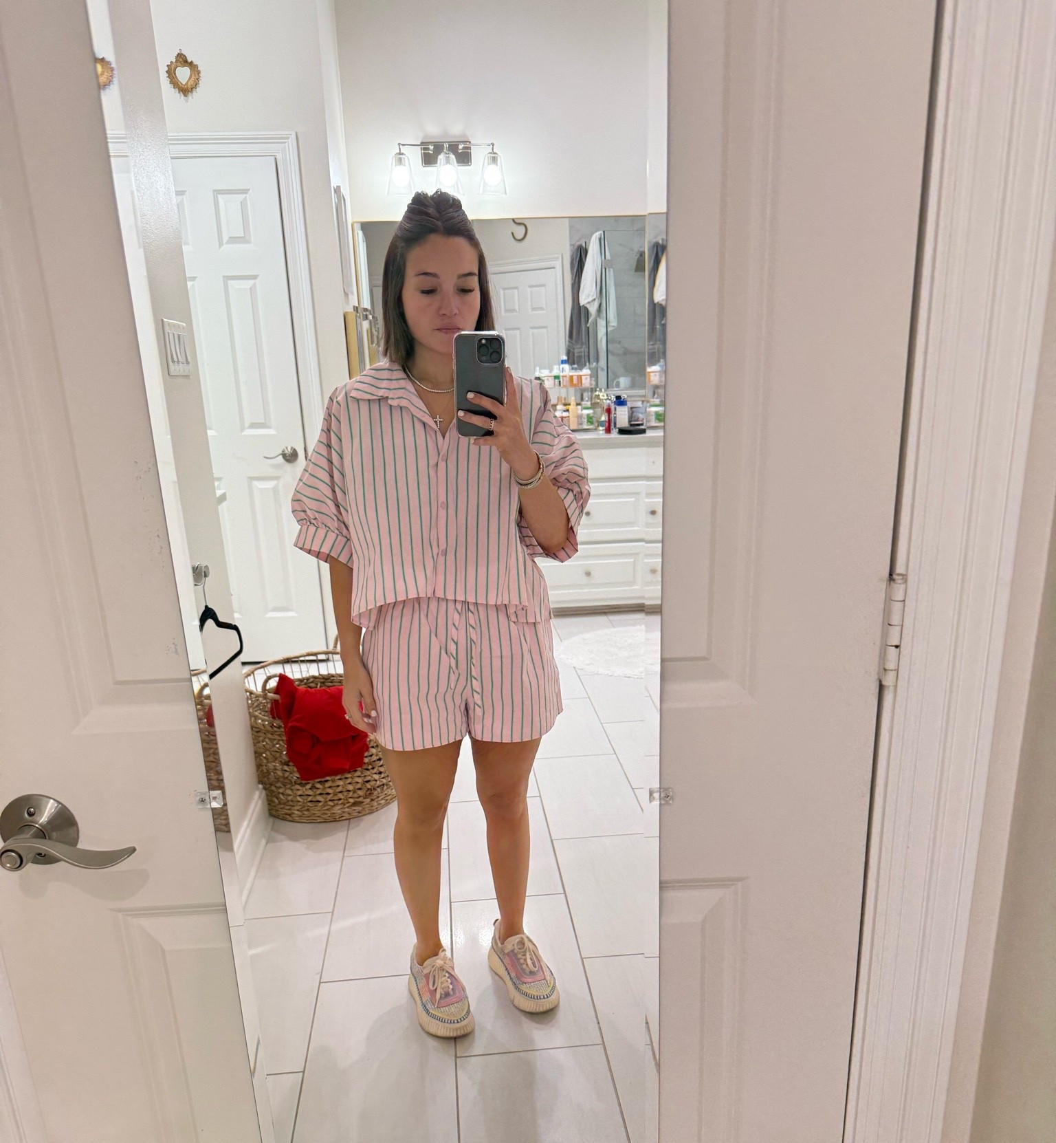 I just know a matching set hates to see me coming

#LTKootd #LTKmomlife #LTKPetite