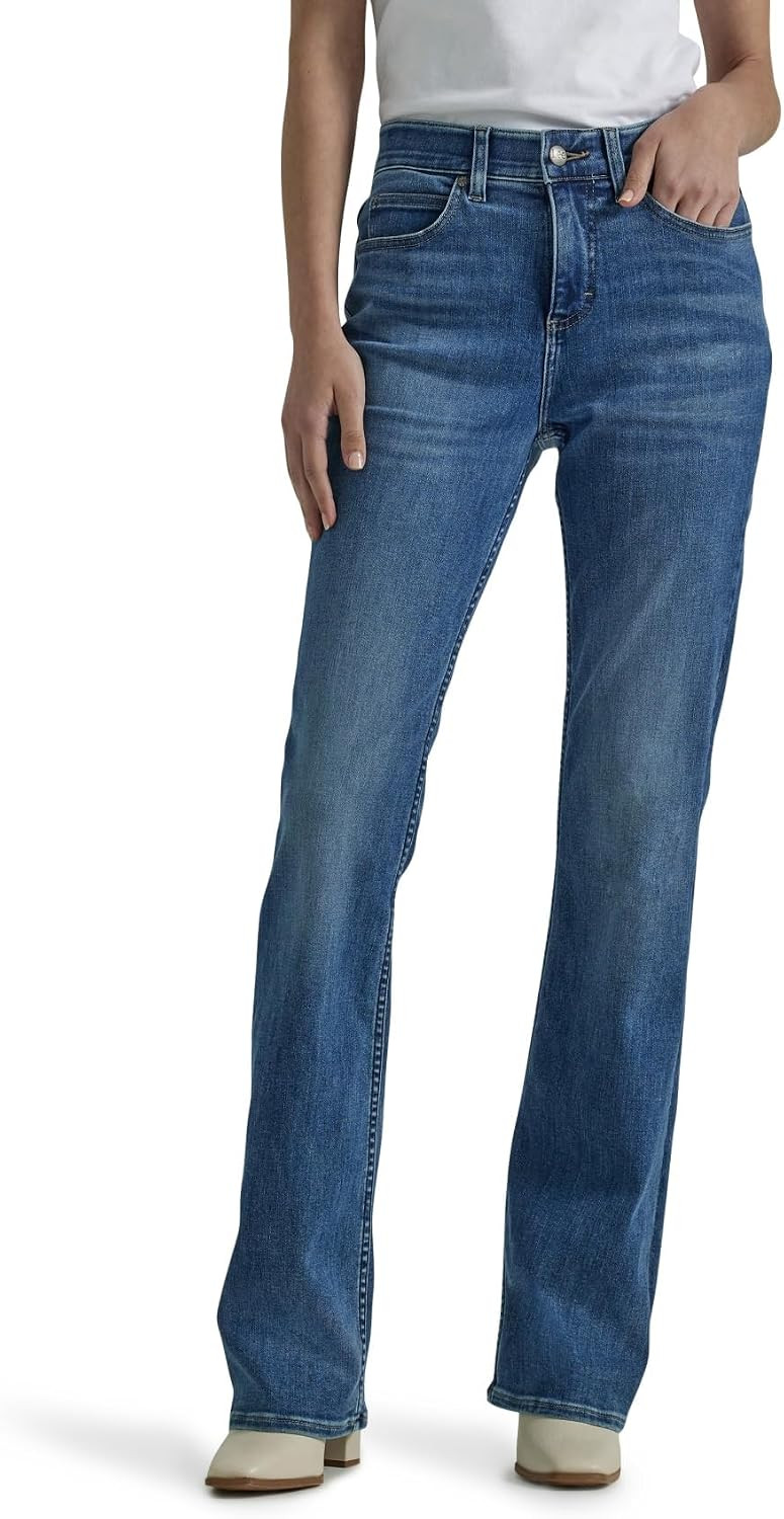 Lee Women's Ultra Lux Comfort with Flex Motion Bootcut Jean | Amazon (US)