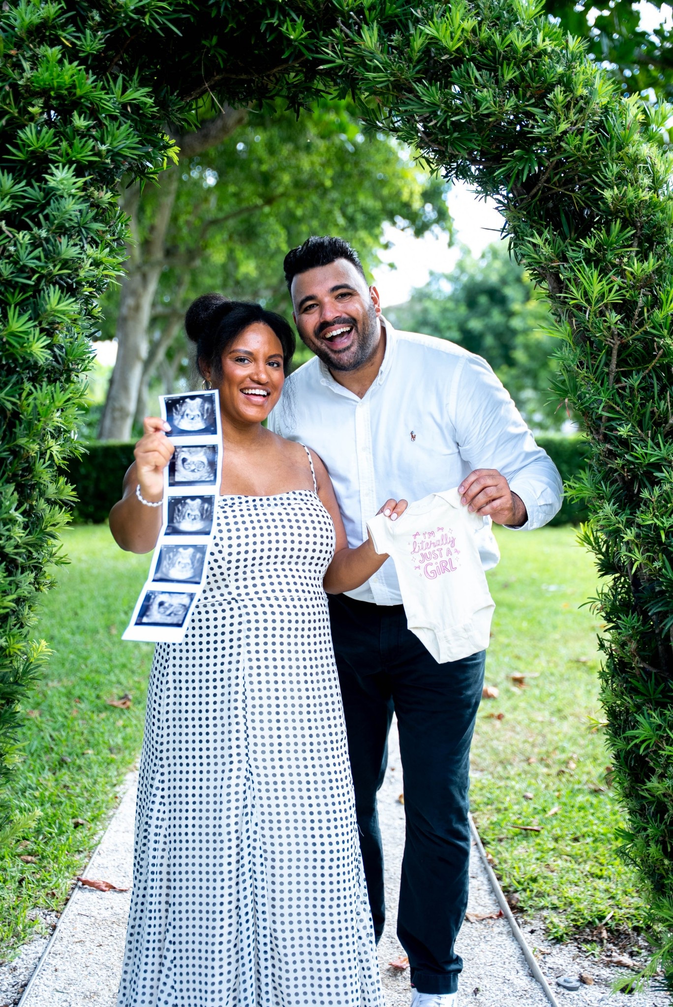 Pregnancy announcement outfit idea
Wearing size extra Large
Midsize maternity outfit ideas