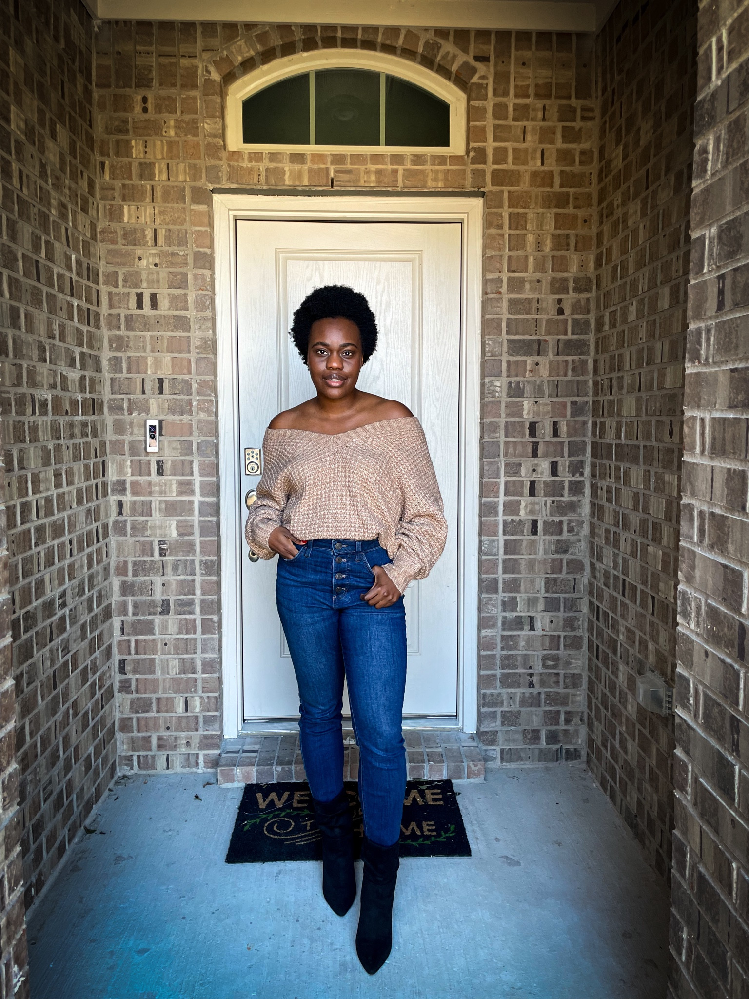 Off shoulder momentt

#LTKfindsunder50 #LTKSeasonal #LTKmidsize