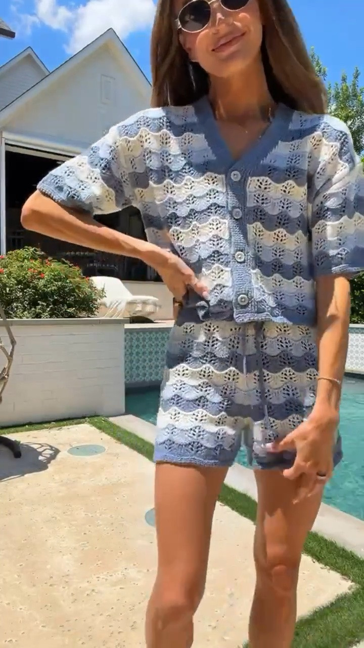 Fave summer find from target! 😍 an easy summer outfit that also works as a coverup for the pool or beach! ☀️ runs a little small

#LTKootd