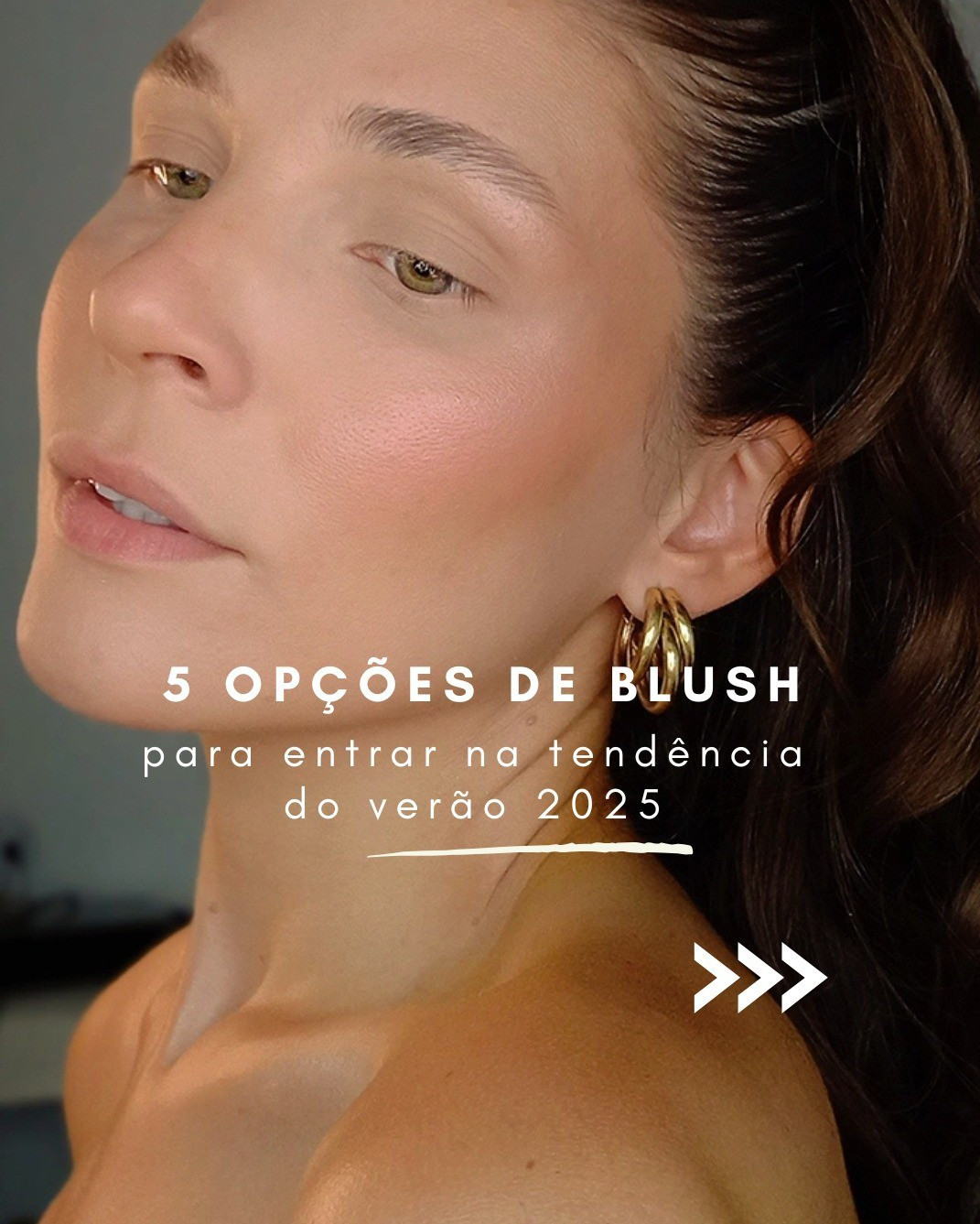Blush Laranja ganha bastante destaque no verão 2025.☀️🧡Com a chegada da estação mais quente do ano, as cores vibrantes ganham ainda mais visibilidade e na maquiagem não podia ser diferente.O Laranja remete ao calor, mas principalmente ao pôr do sol adicionando um toque de frescor e vitalidade ao rosto. E os tons podem variar,  indo do Pêssego ao Laranja queimado, sendo assim, atendendo a todos os tons de pele.Vou deixar aqui algumas sugestões de marcas que eu amo, incluindo até o último lançamento que tem tudo a ver com essa tendência.• Blush Stick Perfect Match Coral ( LANÇAMENTO) @linhaniinasecrets • Blush Cremoso Blush & Go Pêssego Secreto #linhaniinasecrets • Blush Líquido Eudora Soul Pêssego Saudável #eudora• Blush Make B Coral @oboticario• Blush Eudora Glam Sangria( ele é cintilante) @eudora #blush #blushlaranja #sunsetblush #maquiagem #dicasdemaquiagem #beauty #verao2025 

#LTKbrasil #LTKsummer #LTKbeleza