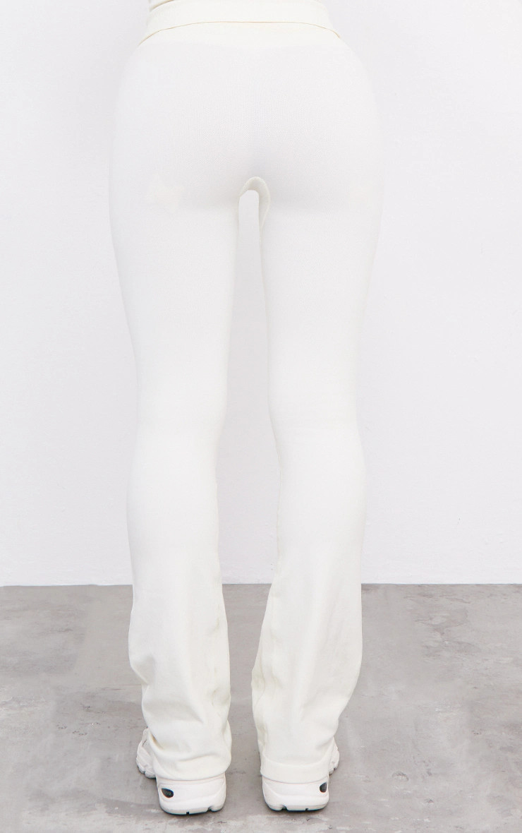 Bone Seamless High Waist Flare Yoga Pants | PrettyLittleThing UK