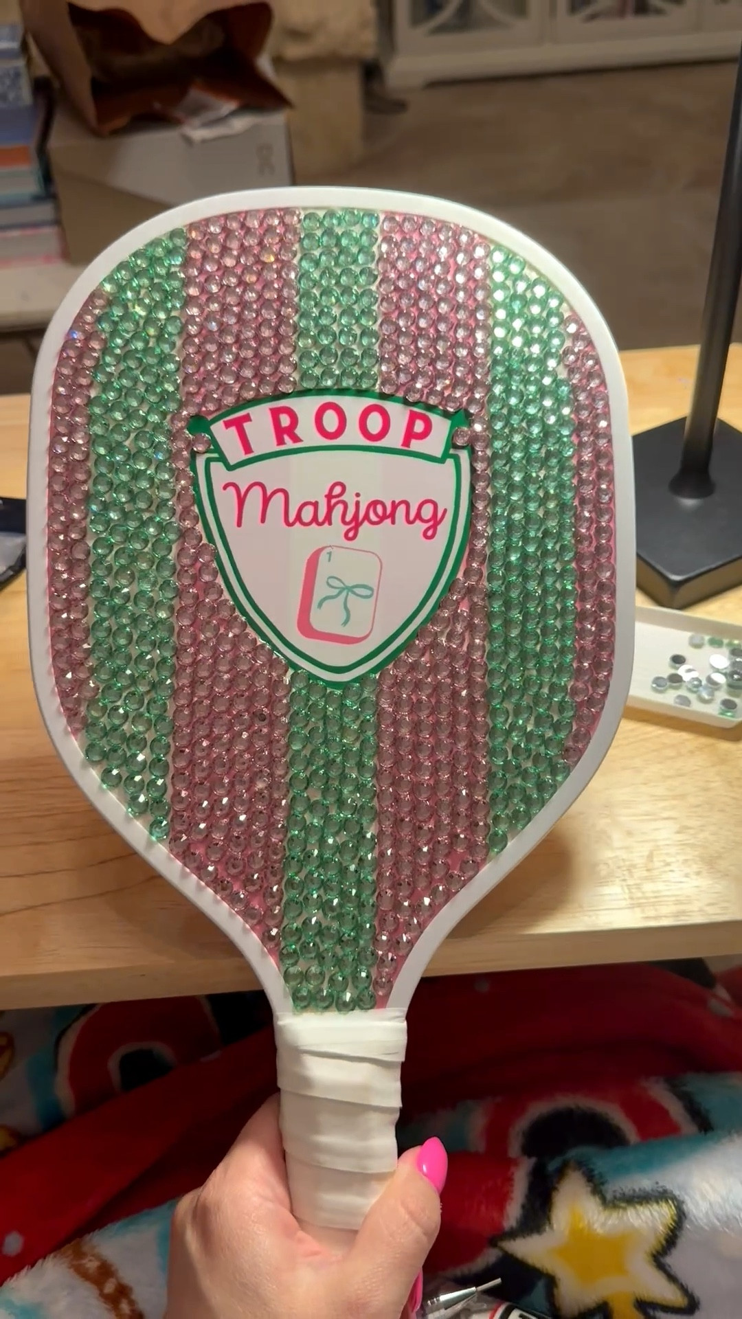 Bedazzling a pickleball paddle for our San Antonio Troop Mahjong league at Chicken n Pickle was a FABULOUS idea and I would do it again in a heartbeat! 



#LTKdayinmylife #LTKfitnessgoals #LTKgrwm