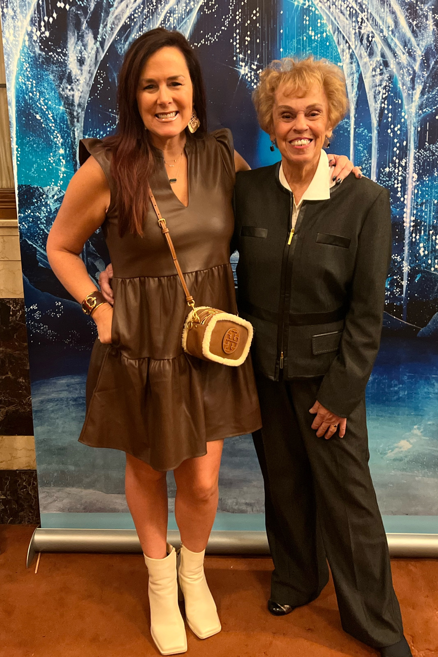 Can’t get enough of this perfect faux leather dress from @evereve 

They have best collection of faux leather in dresses, jumpsuits, pants and tops!  Check the link here or on my bio to shop! 

#LTKstyletip #LTKSeasonal