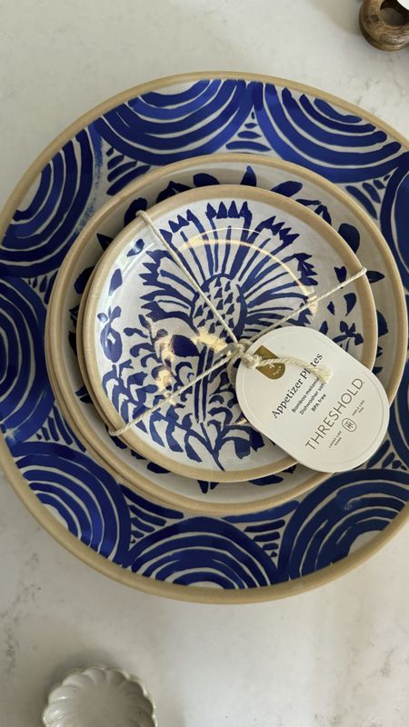 Target mini haul. Beautiful dinnerware for your kitchen or dining room table. 
#targethaul #targethome #targetfinds #targethomedecor #tablescape #tablesetting #targetdishware  #homedecor #targetstyle #dinnerware