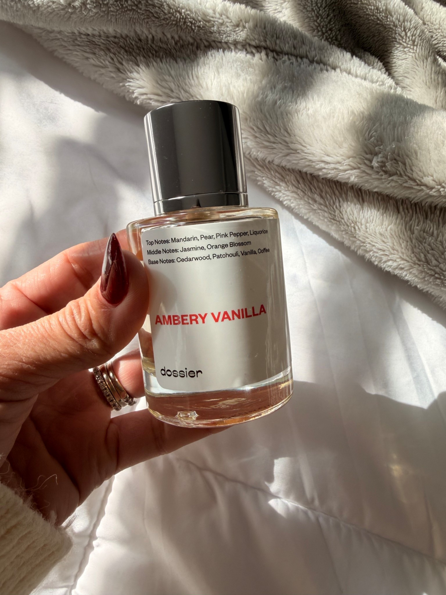 Soft scent 

#LTKGiftGuide #LTKHoliday #LTKgrwm