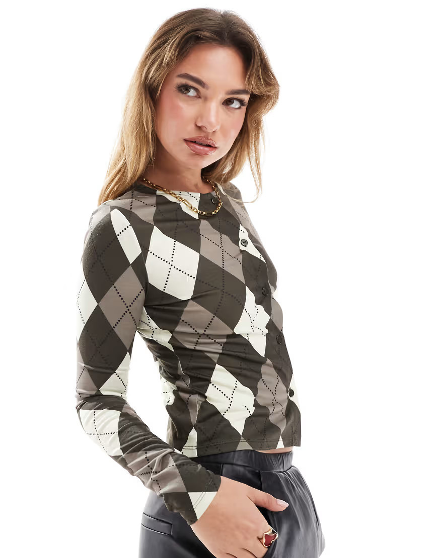 ASOS DESIGN shrunken argyle cardigan in brown | ASOS (Global)