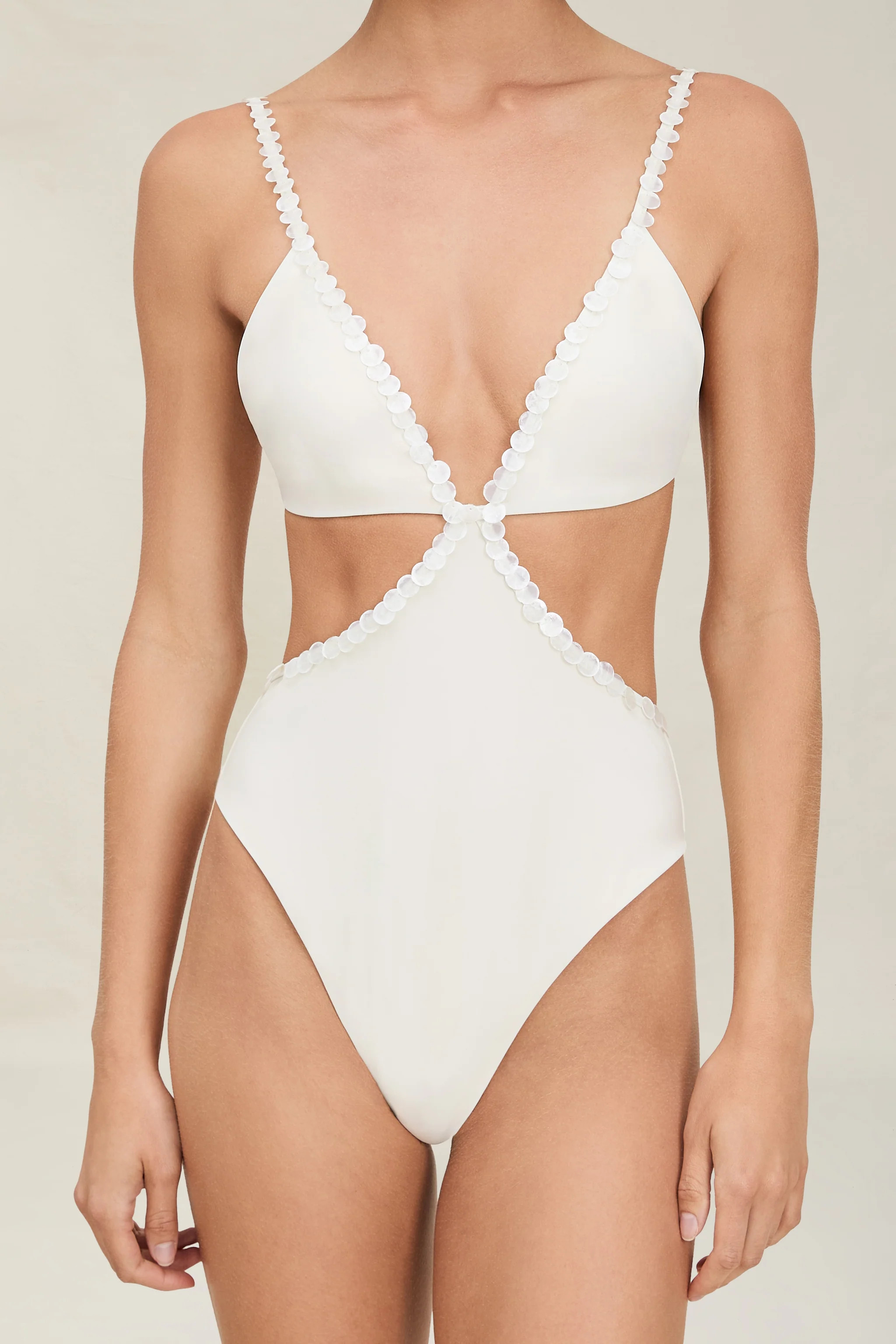 Jacquelyn Full-Piece | Devon Windsor