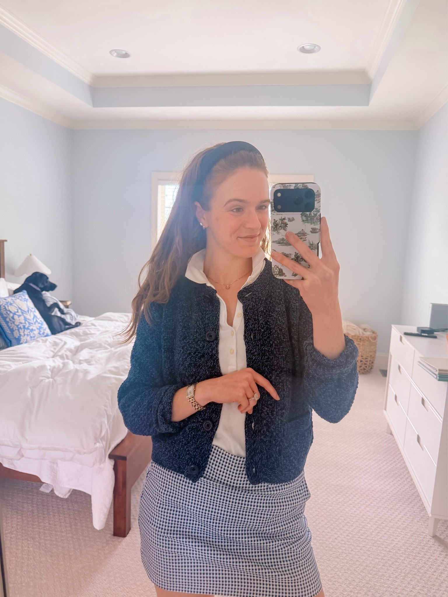 Threw on a cardigan to keep warm in the AC!! This knit sweater from Uniqlo is sooo perfect for a layer in the spring!!

#LTKootd