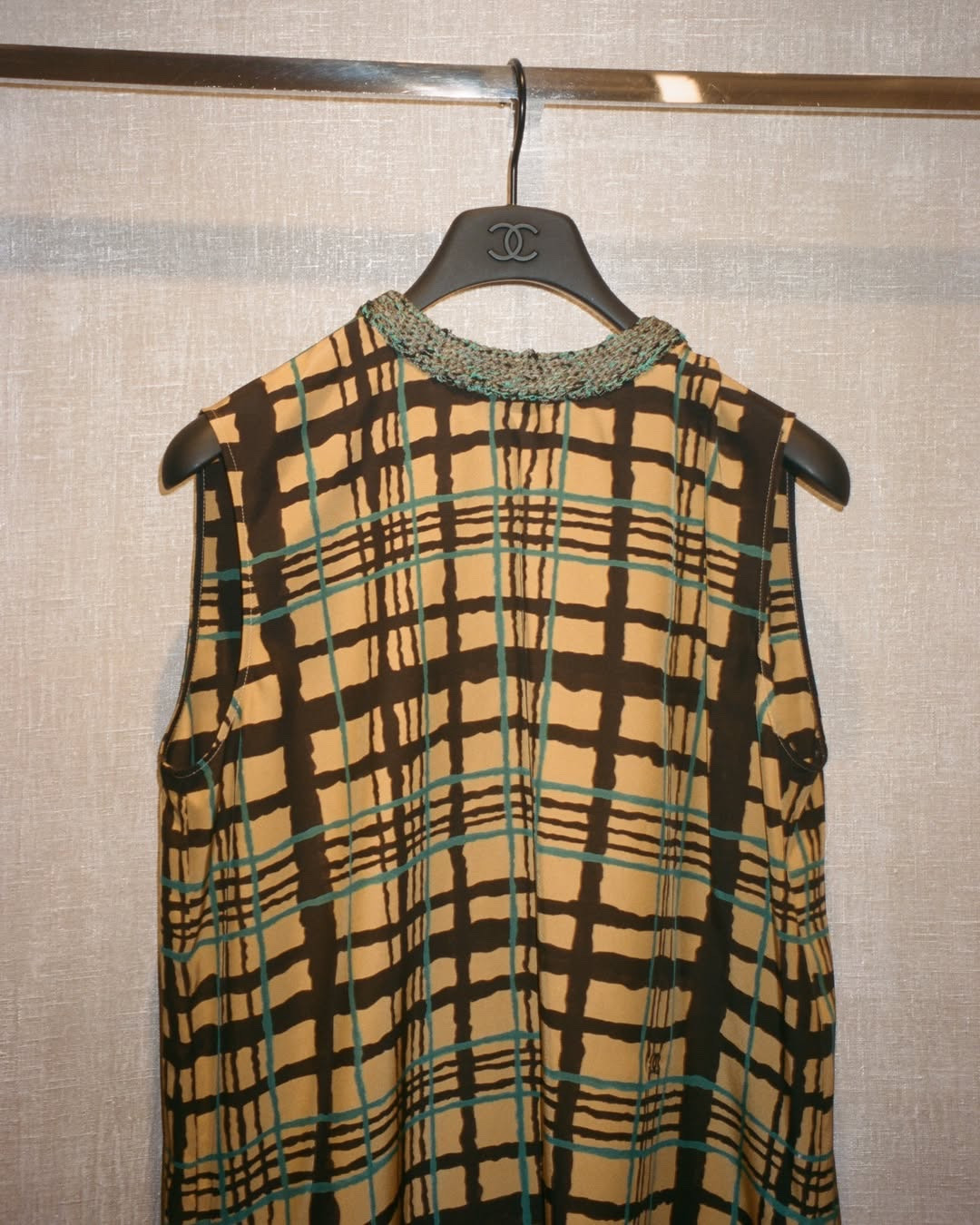 Chanel sleeveless blouse

#LTKootd #LTKgrwm #LTKdayinmylife