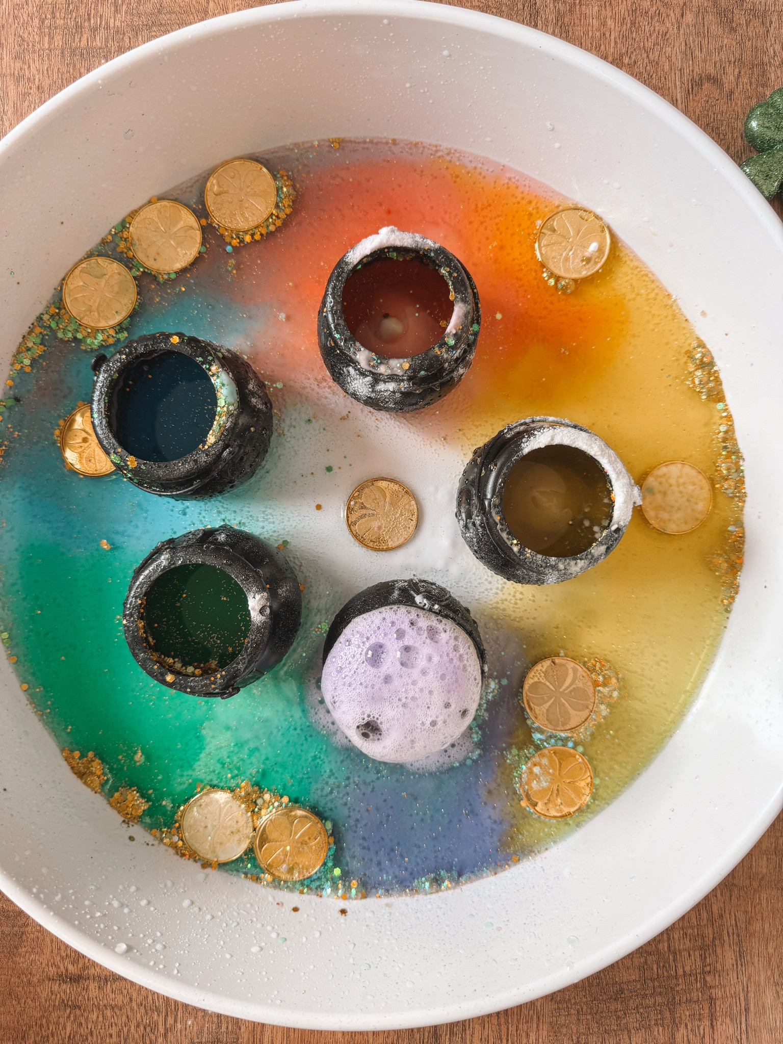 Fizzy pots of gold ✨🌈

#LTKKids #LTKFamily #LTKSeasonal