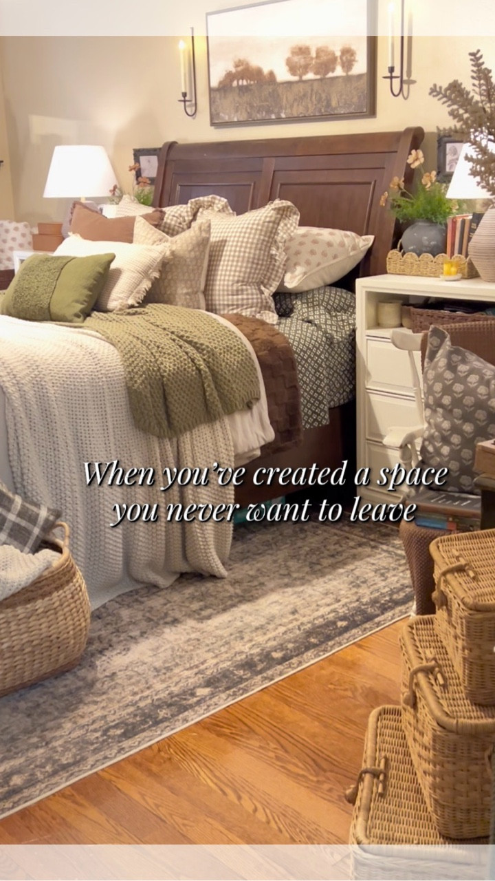 A little Master bedroom inspo ✨ I seem to always be working on this space but it has come a long way. Now it feels like it’s reflecting what I love, calm, & cozy.. Layered knitted blankets are from @Target  Follow me @home.by.veronicam_  Link to shop my home in my LTK is in my bio #bedroom #bedroomdecor #cozyhome #cottagecore #homedecor ❤️