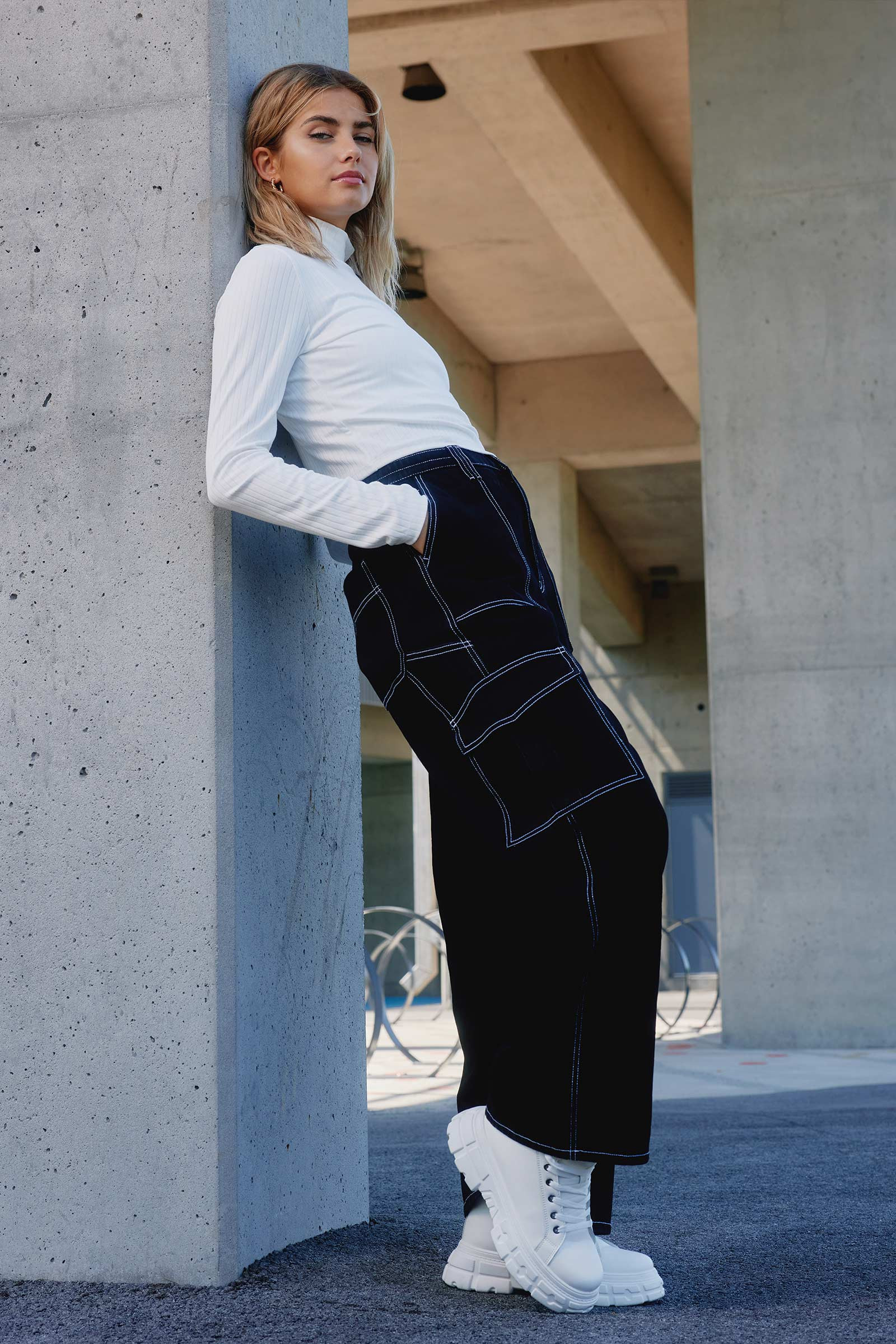 90's Skater Cargo Jeans | Ardene