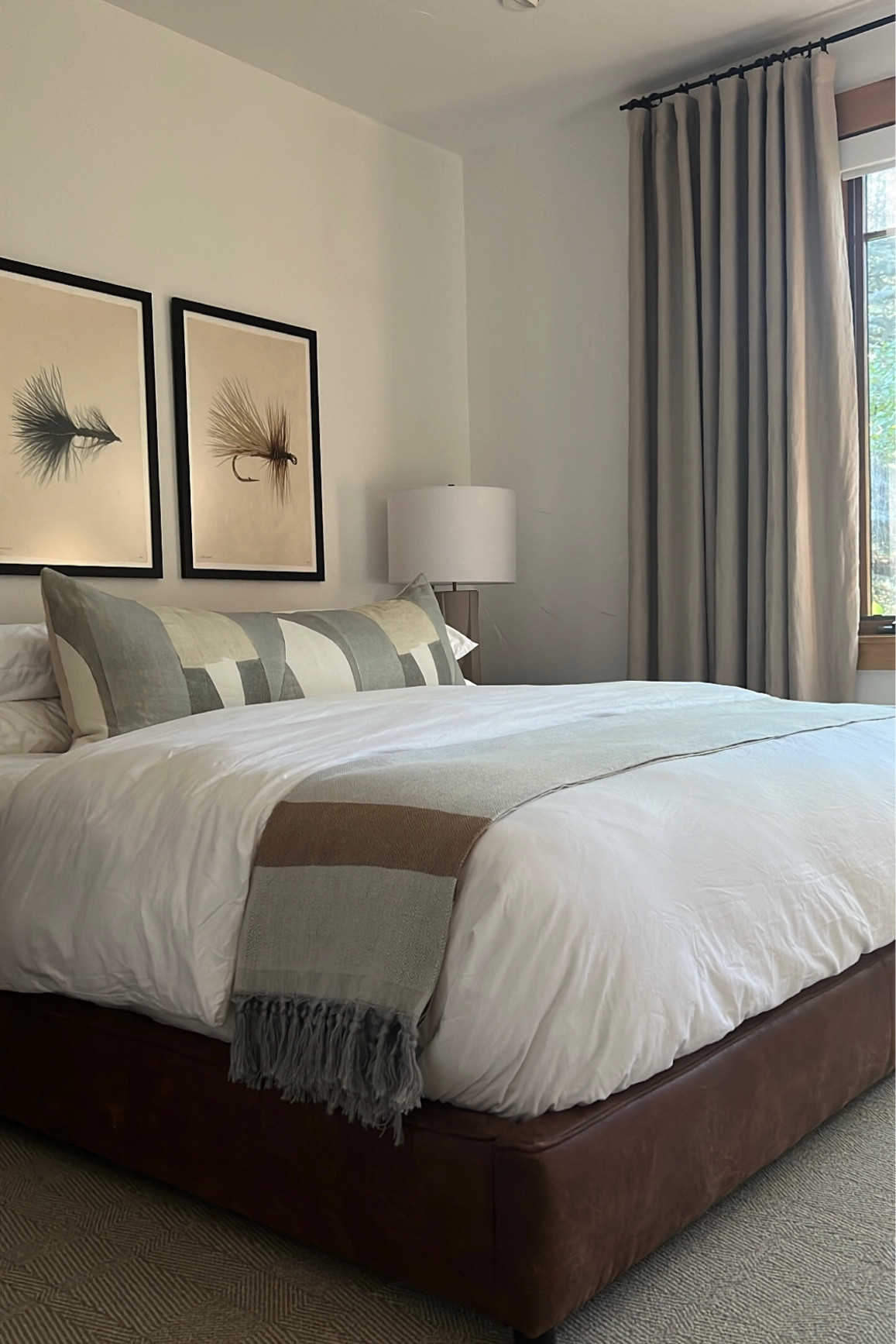 Make your bed like an interior designer!

Want that hotel feeling for your guest room? Use these items for your inspo! This guest room has the most luxurious bedding and sleeping pillows ever!

#LTKhome #LTKstyletip