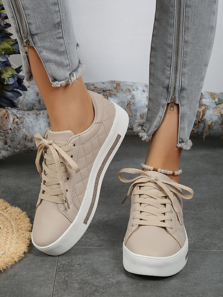 Women Quilted Detail Lace-up Front Skate Shoes, Sporty Sneakers | SHEIN