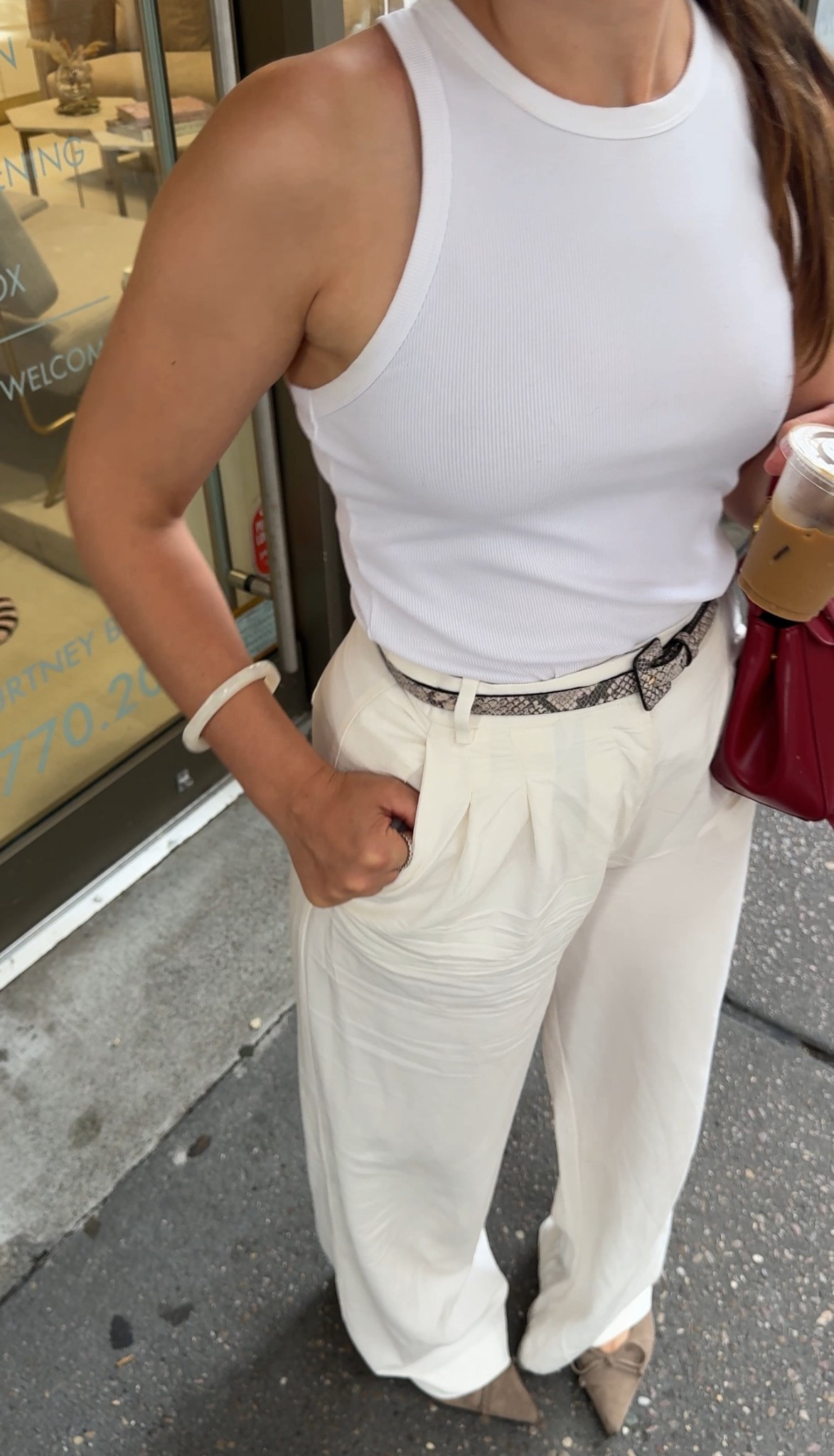 White linen outfit 

#LTKStyleTip