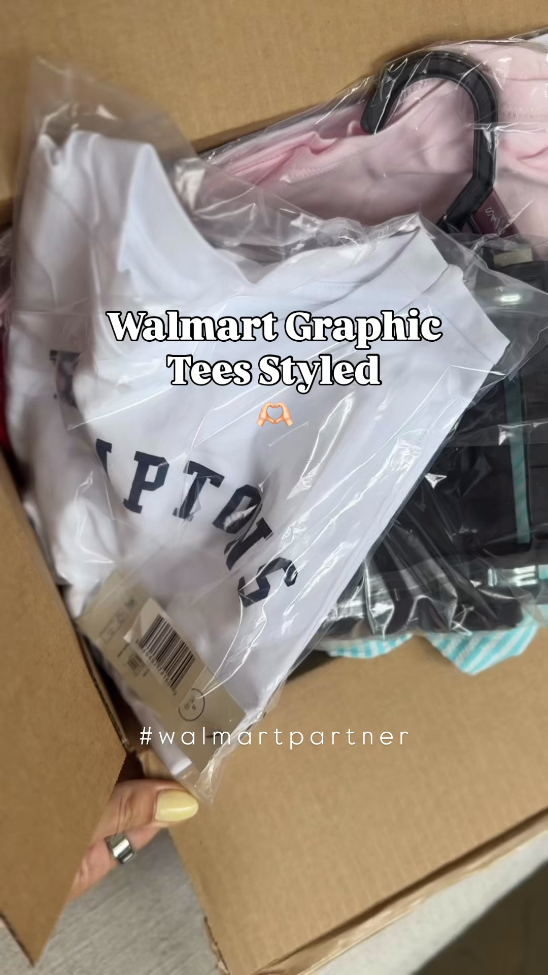 Simple outfits for the warmer weather ahead 🙌🏼☀️ #walmartpartner #walmart #walmartstyle @walmartstyle @walmart