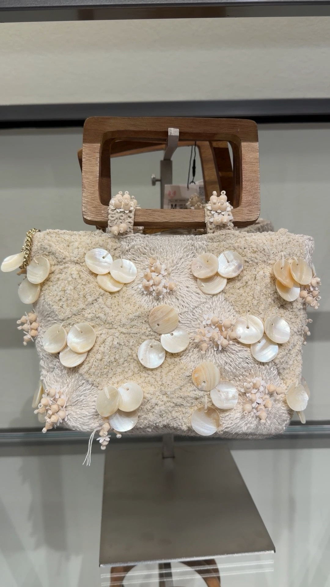 The prettiest statement bag 🤍

statement handbag, neutral handbag outfit, summer handbag style, chic woven bag, beach vacation handbag, elegant neutral accessories, resort style accessories, elevated outfit accessories, designer inspired handbag, statement purse style, summer accessories trend

#LTKWedding #LTKTravel #LTKSpringSale