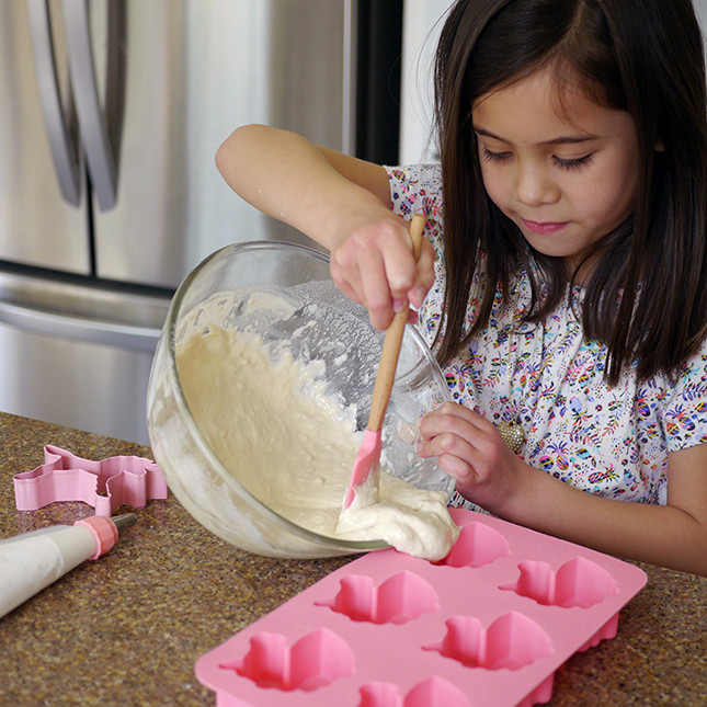 Ultimate Unicorn Baking Party Set | Fat Brain Toys
