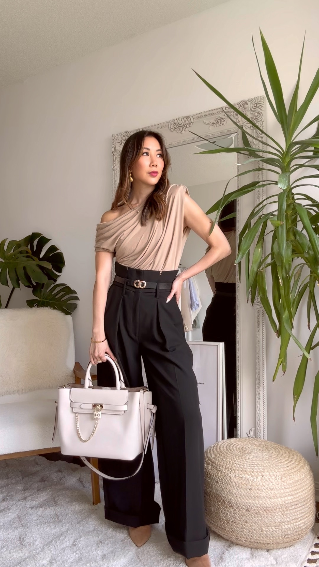 Elevated workwear basics from @Karen Millen! Featuring their iconic forever dress, blazer, button down shirt, maxi skirt, trousers and bodysuit.


#tryonhaul #shoppinghaul #karenmillen #karenmillendress #workwear #oldmoneyaesthetic #neutraloutfits #Classystyle #quietluxury #elevatedbasics


#LTKFind #LTKstyletip #LTKitbag
