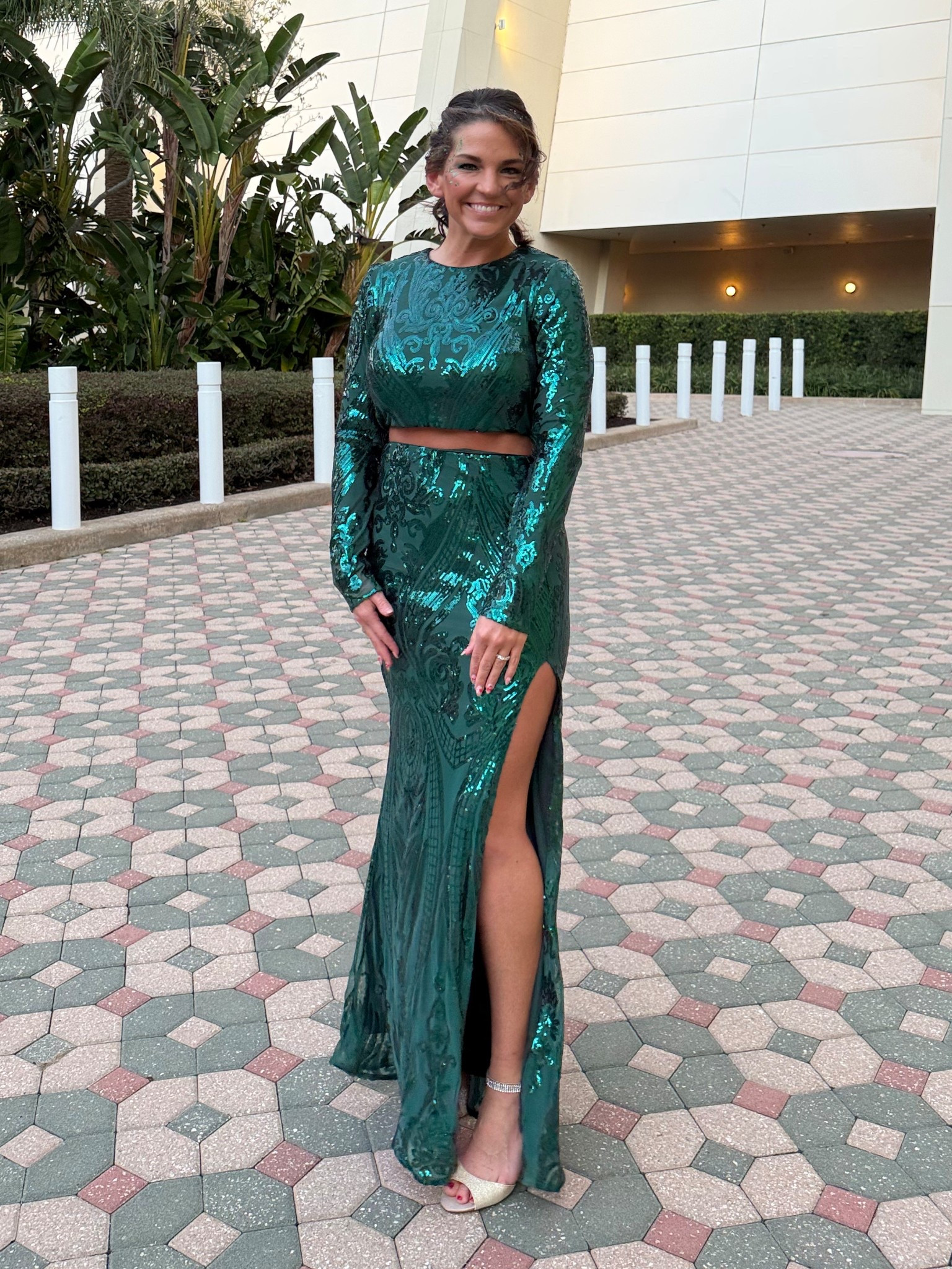 Lulu’s has the cutest dresses right now and they are on major sale.

I snagged this one for under $80

Wedding guest dress
Formal dress
Gala dress
Black tie dress


#LTKWedding #LTKSaleAlert