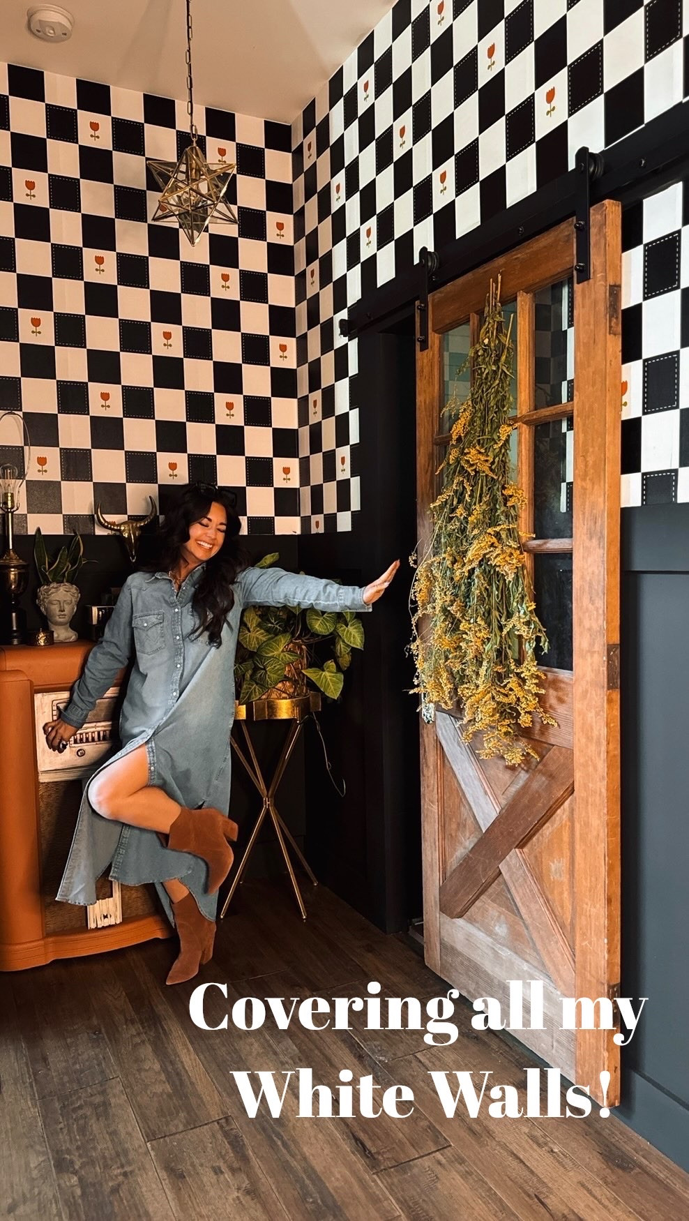 Bringing more than pumpkins into my house this FALL!! Are you a wallpaper lover too? 
Saying goodbye to my white walls one wall at a time! 



#hometour #wallpaper #diy

#LTKHome #LTKstorytime #LTKdayinmylife
