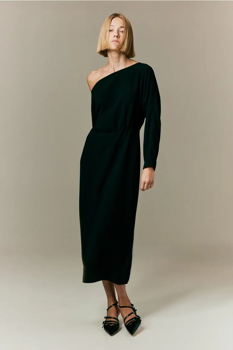 One-shoulder crêpe dress - Black - Ladies | H&M US | H&M (US + CA)