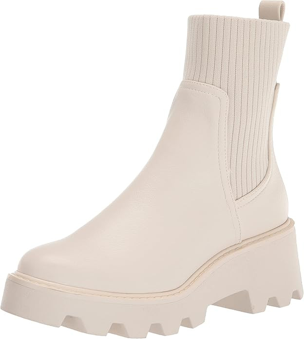 DV Dolce Vita Women's Villa Fashion Boot | Amazon (US)