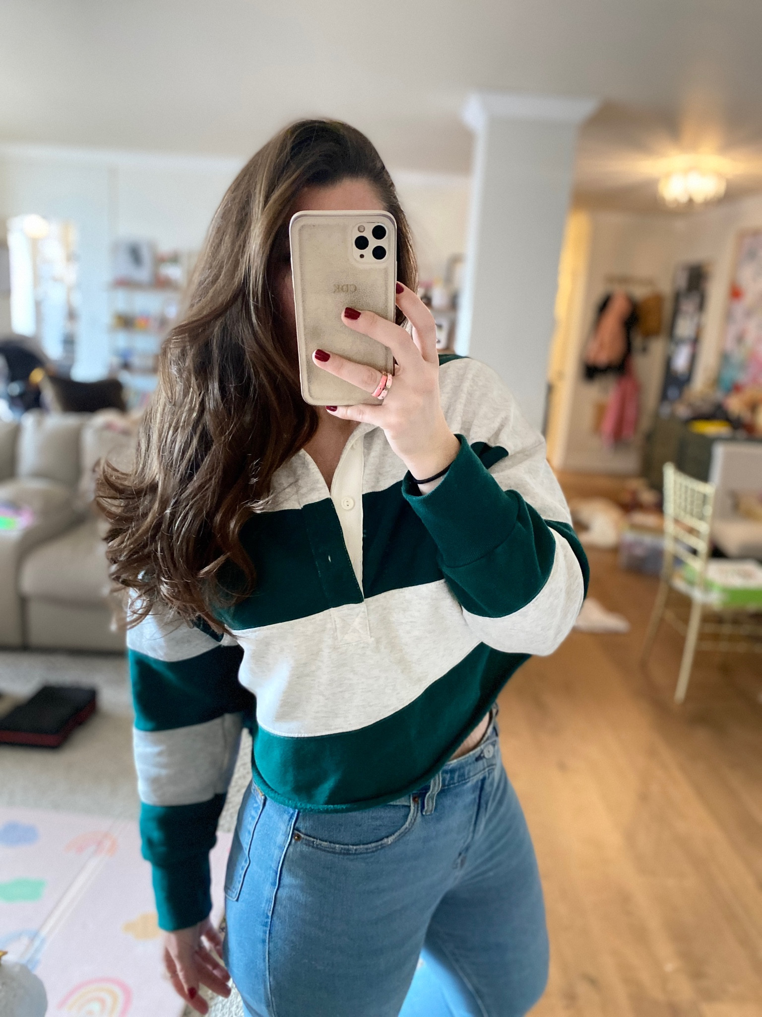 Preppy chic outfit for midsize girlies. Loving the blow out look from my Dyson -esque amazon find under $125! 

Hair tools, airwrap, amazon beauty, Abercrombie sale, midsize denim curvy 

#LTKBeauty #LTKStyleTip #LTKMidsize