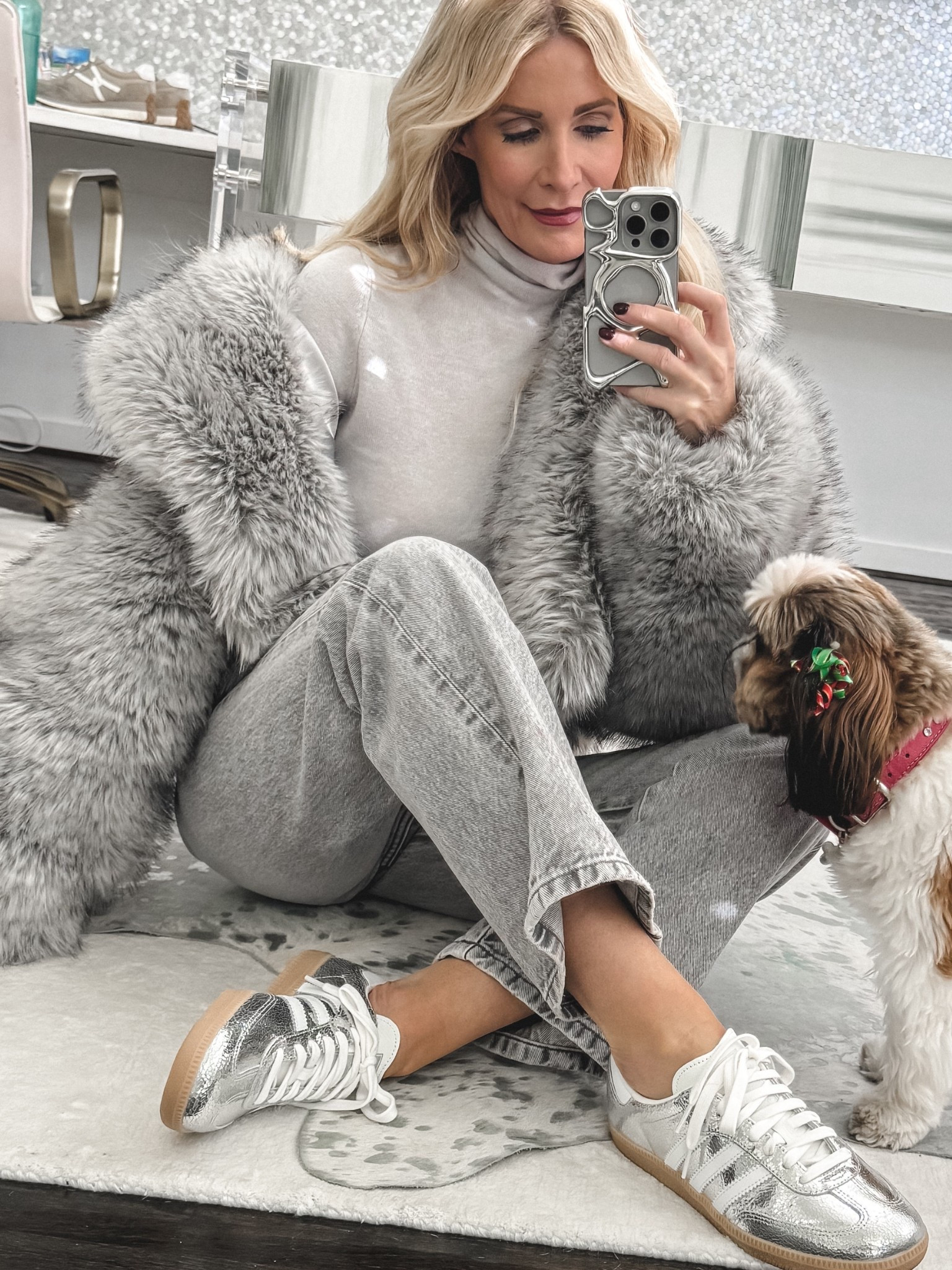 Loving these silver Adidas Sambas! The color is amazing and they’re so incredibly comfortable!! 

And how about this fab faux fur jacket?! It’s quite the statement maker and trust me is makes every look more luxe!! It runs tts, I’m wearing an XS. 



#LTKootd #LTKFindsUnder100 #LTKOver40